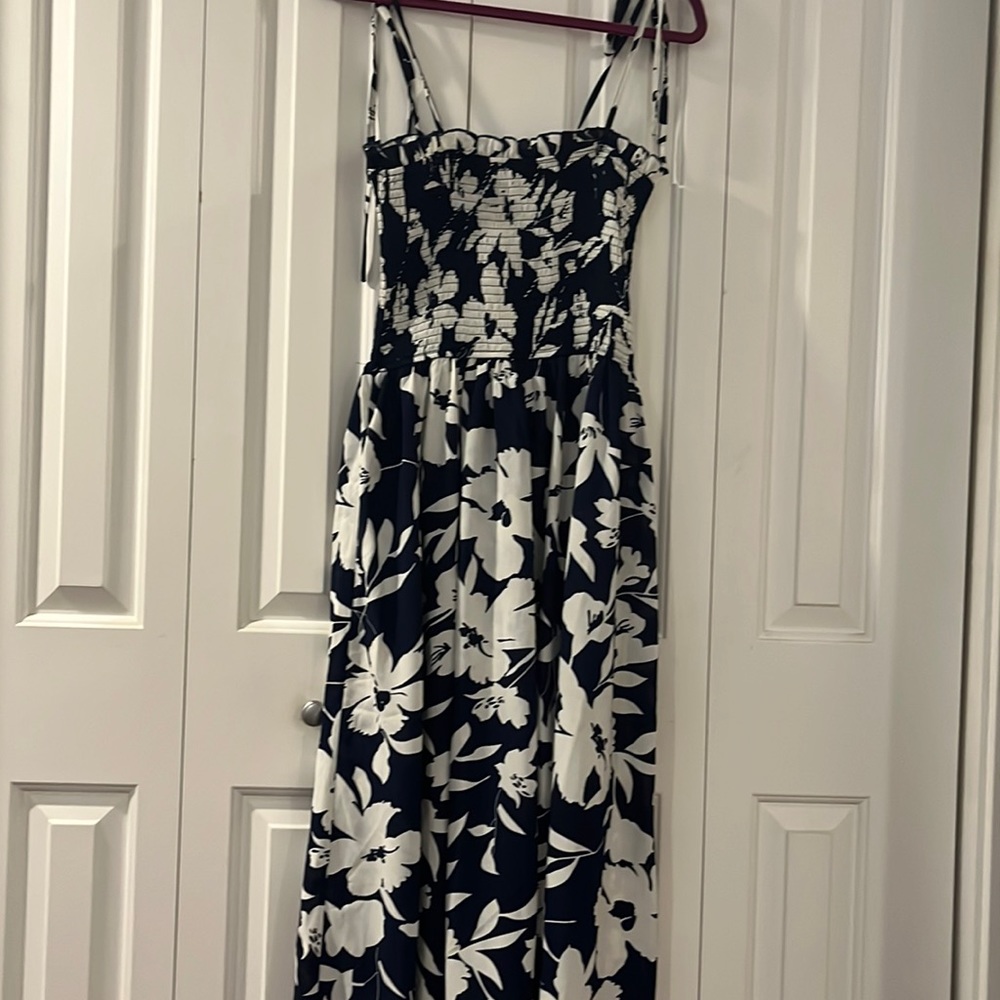 Blue and white flower dress or beach coverup.